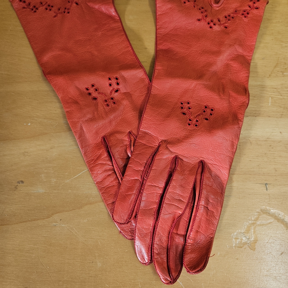 Vintage Red Leather Gloves with Cutout Design